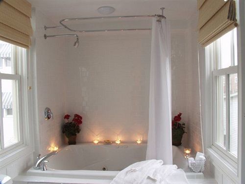 The National Hotel Frenchtown Bagian luar foto